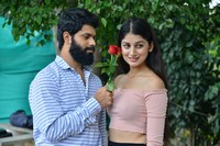 Etu Vaipu Nee Parugu Movie Opening